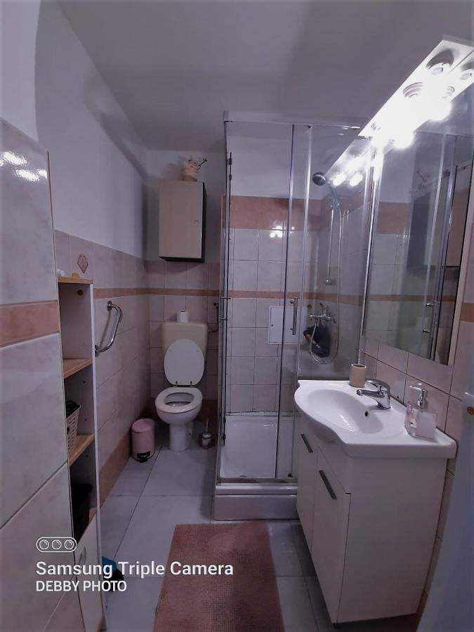 Debby Rijeka Exterior foto